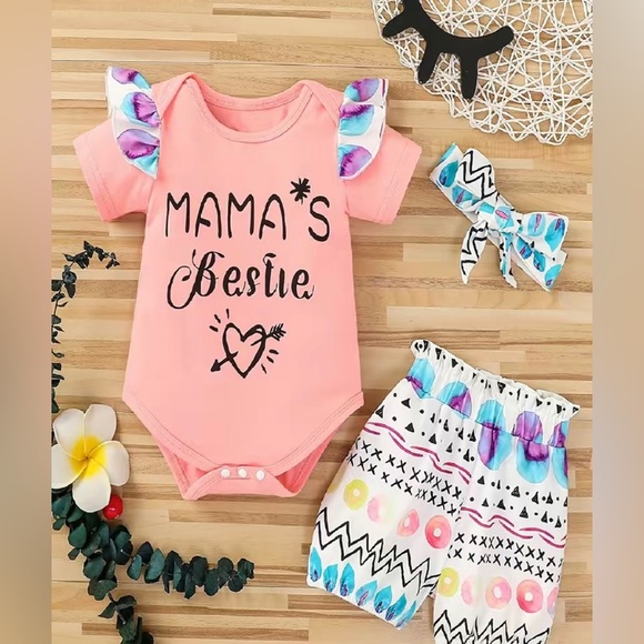 Other - 🌸3pc Baby Onesie Short Set🌸